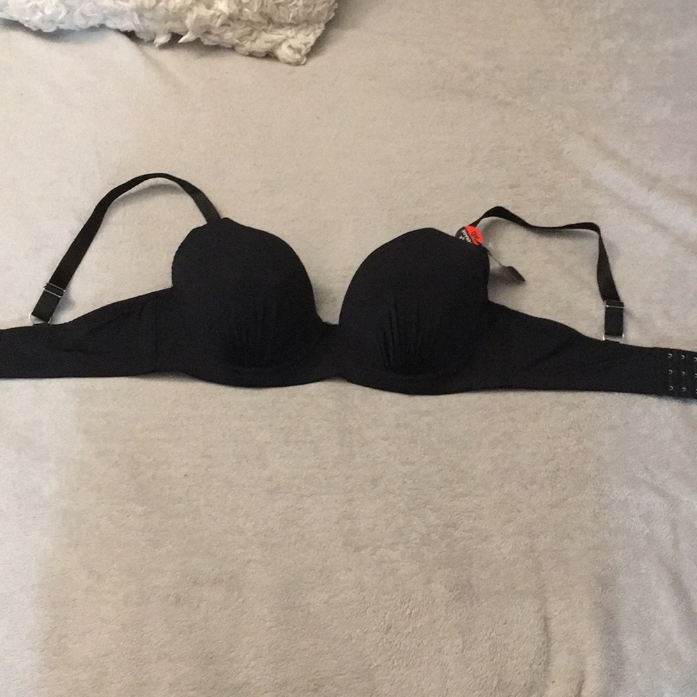 New extra coverage wire bra size 36D